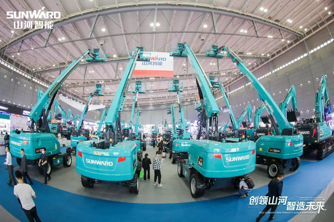 聚焦电动化、智能化！bti体育智能全系列高空机械产品亮相长沙展