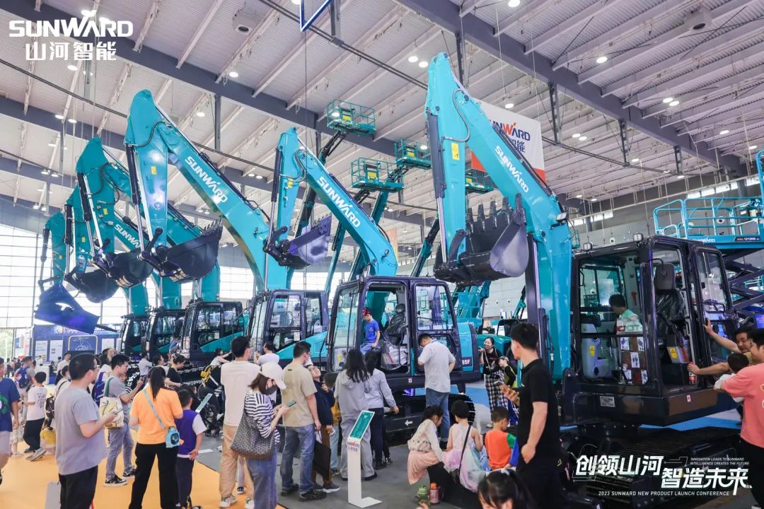 2023 CICEE | 全球工程机械盛会美满闭幕！bti体育智能交出闪亮答卷