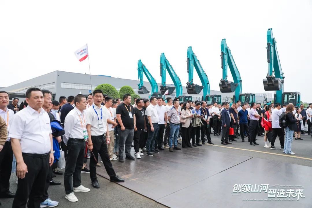 2023 CICEE | 全球工程机械盛会美满闭幕！bti体育智能交出闪亮答卷