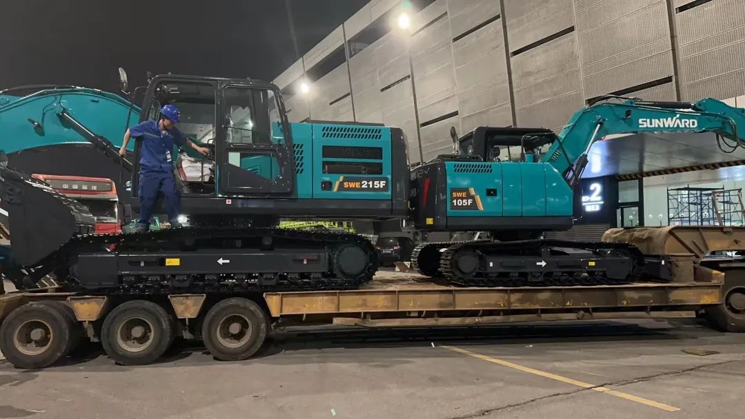 劳动庆幸，创造伟大！纪录那些平庸且伟大的劳动瞬间