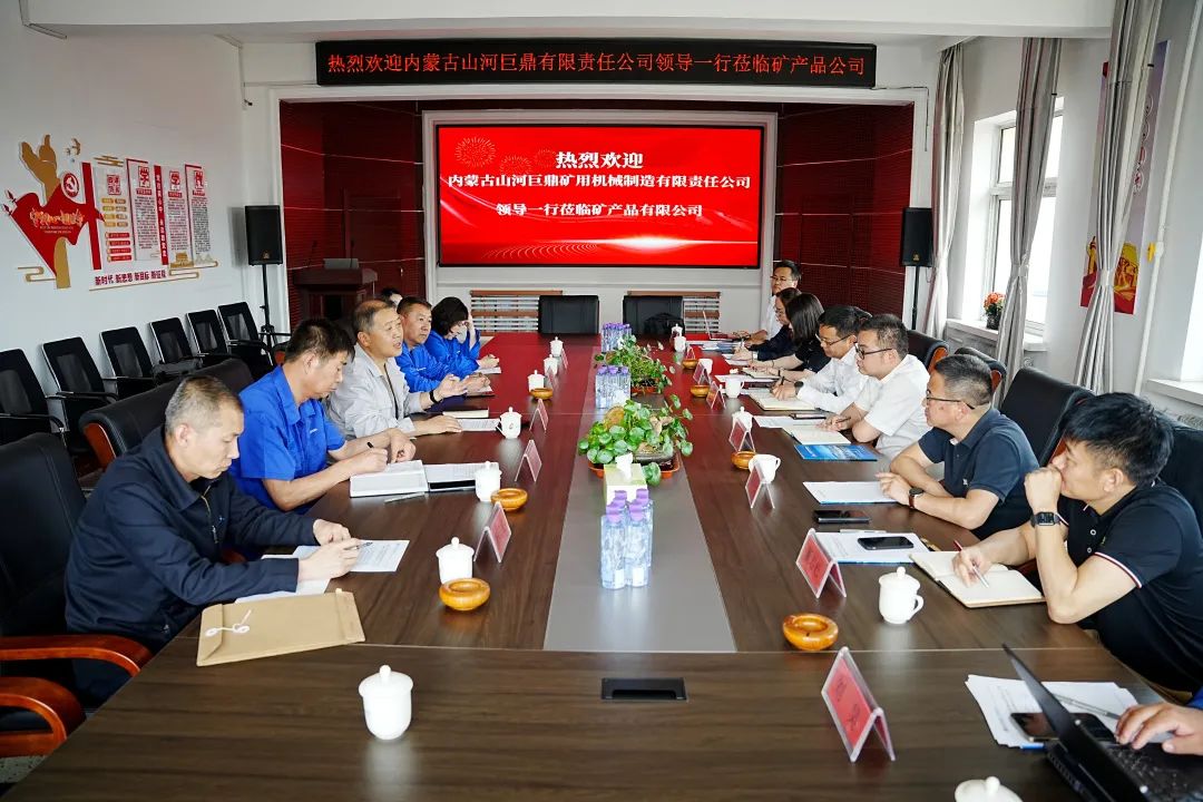 持续助力“双碳”指标，bti体育巨鼎LNG矿卡在辽宁批量利用