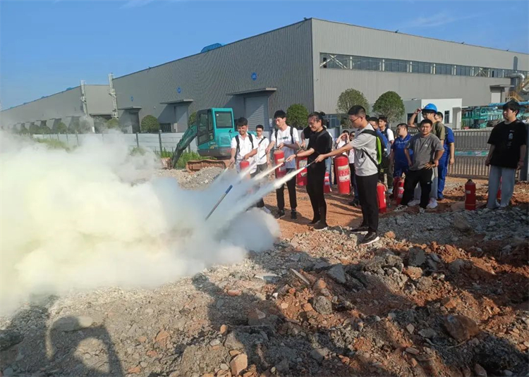 奔赴酷爱，bti体育智能2023届“智动力」佚式报到！