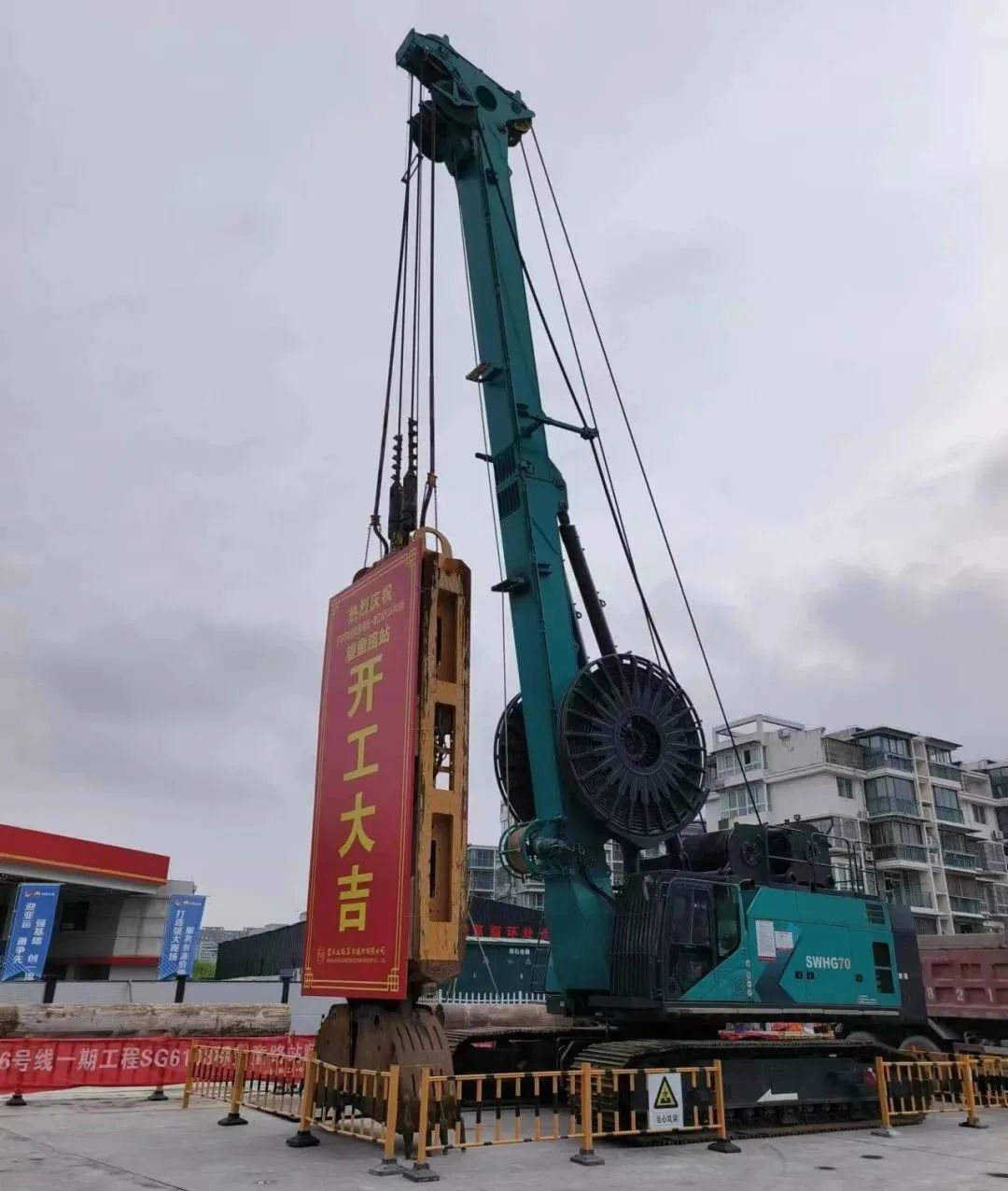 助力国内国际沉大工程！bti体育智能液压抓斗实力“出圈”