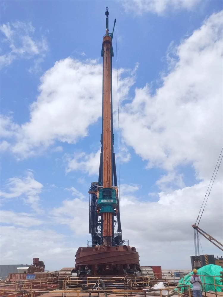 喜报！bti体育智能实现“全球最大”6.3米直径旋挖桩成孔成桩