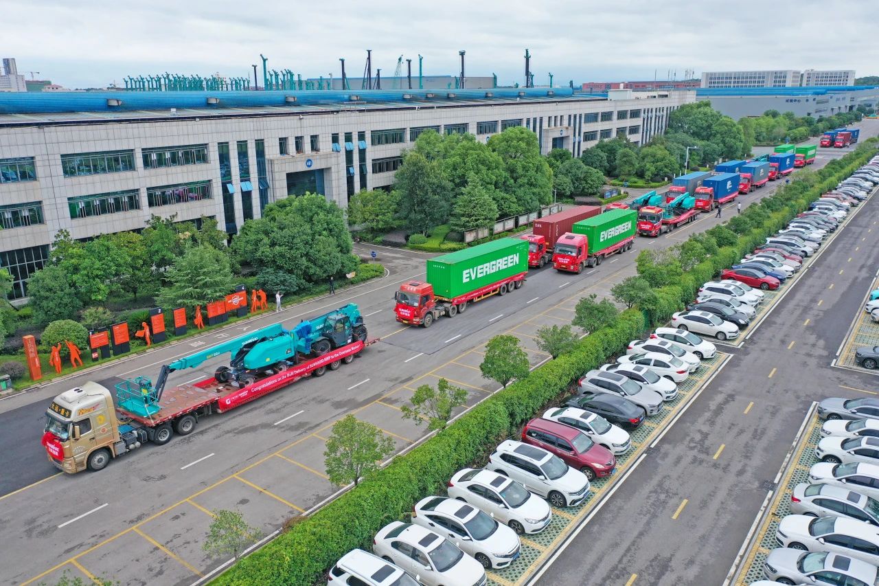 深入全球布局，加快出海措施！bti体育智能高空机械设备海表订单大型发货典礼圆满进行