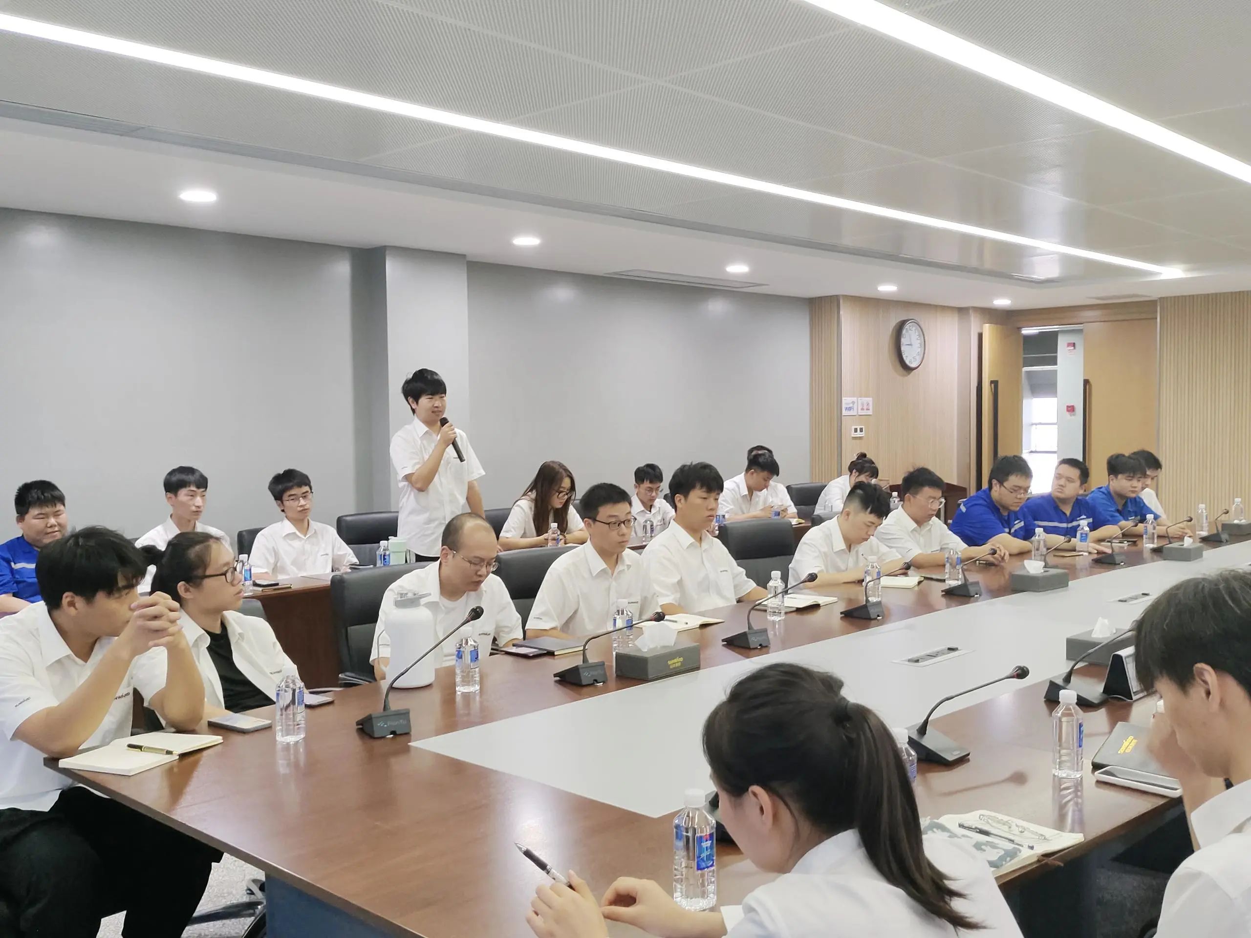 畅谈心声，共话将来！这场应届毕业生员工座谈会，很暖，很贴心！