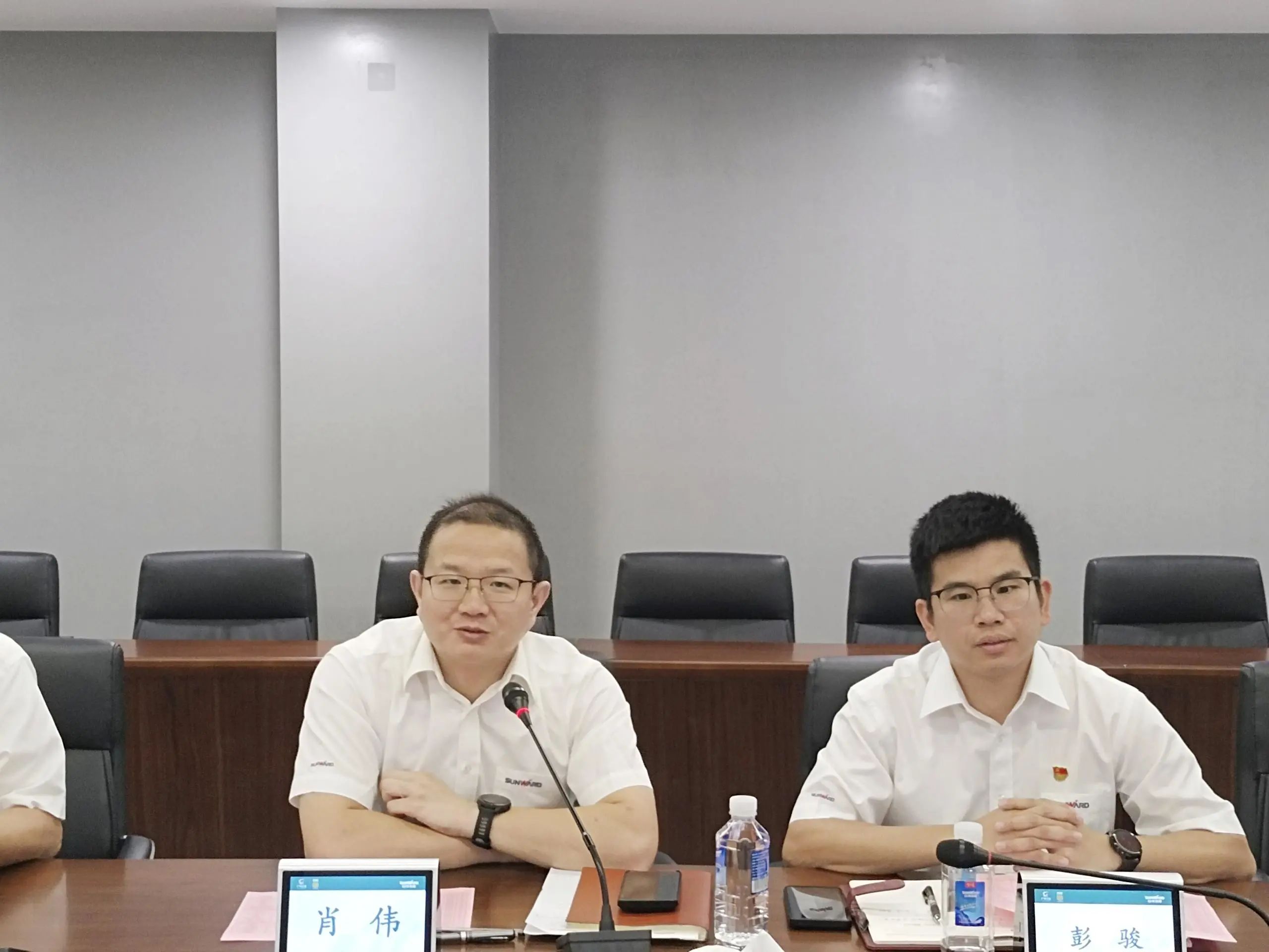 畅谈心声，共话将来！这场应届毕业生员工座谈会，很暖，很贴心！