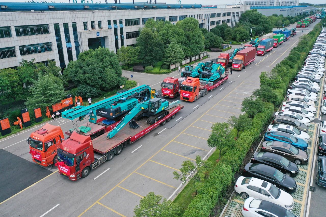 持续进军国际市。ti体育智能近百台设备集中发货