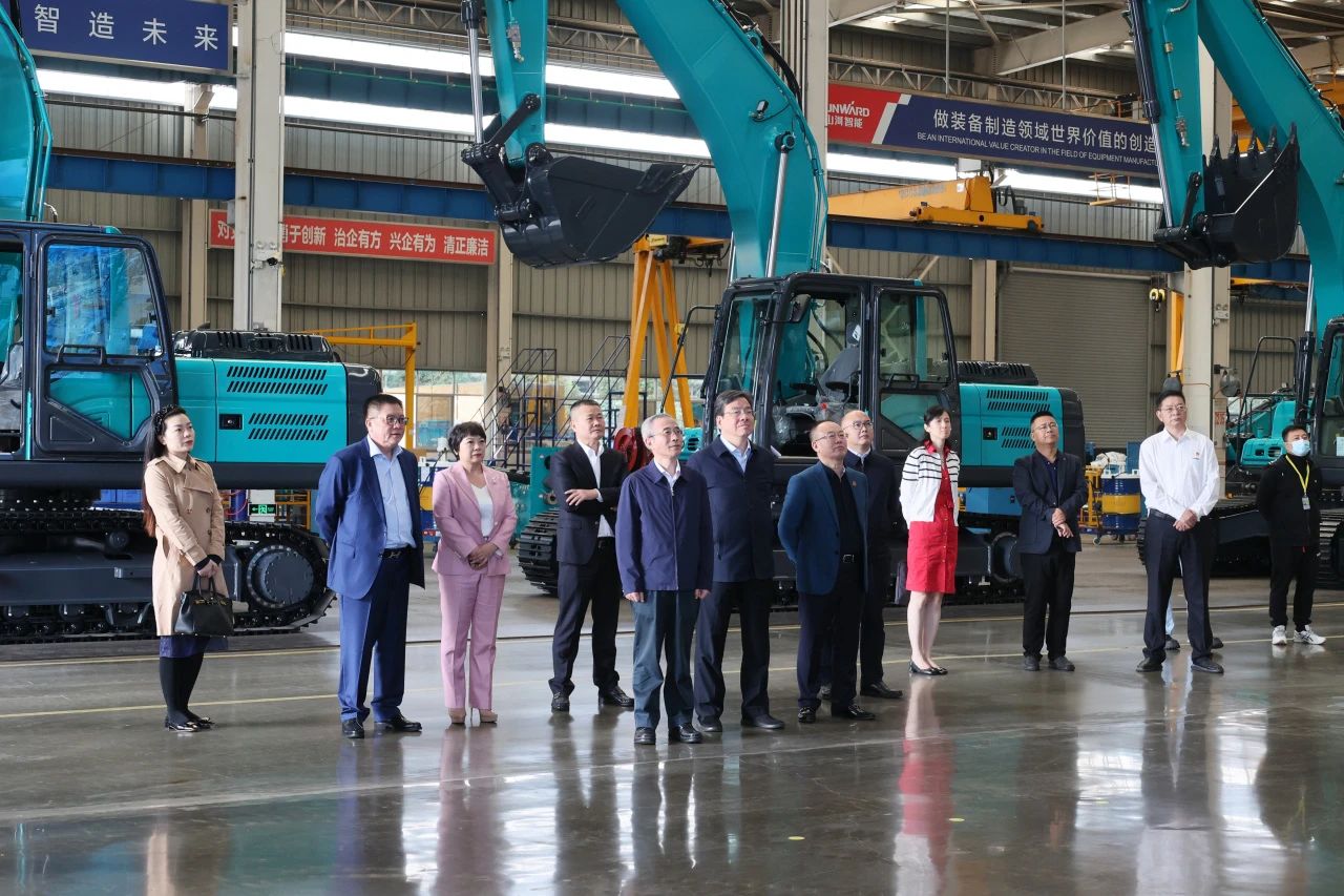 全国工商联副主席寿子琪调研bti体育智能