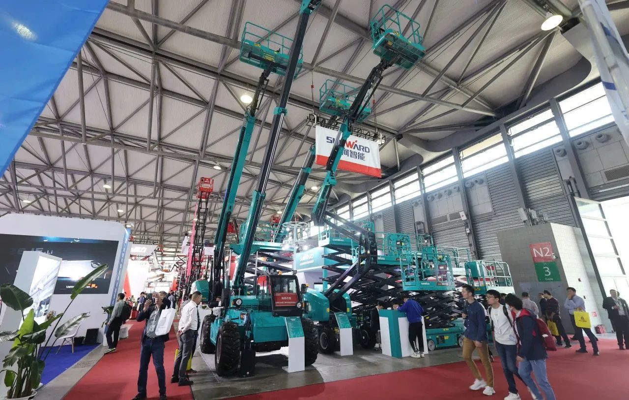 精品出击，闪灼魔都！bti体育智能全系列高空机械亮相2023亚洲国际高空展