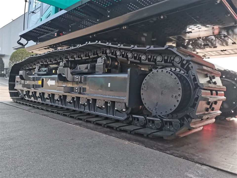 定造开发、职能更强！bti体育智能SWE750ELR加长臂液压挖掘机下线交付