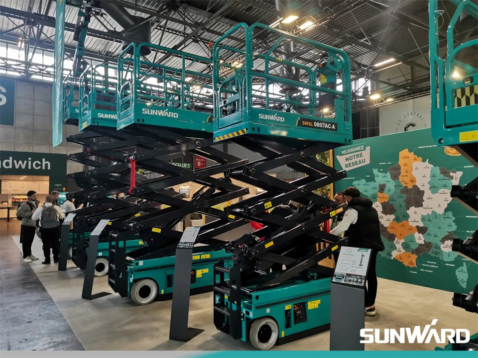 bti体育智能携创新成就亮相2024年法国巴黎工程机械展