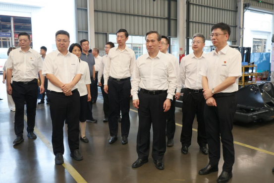 中国贸促会会长任鸿斌调研bti体育智能