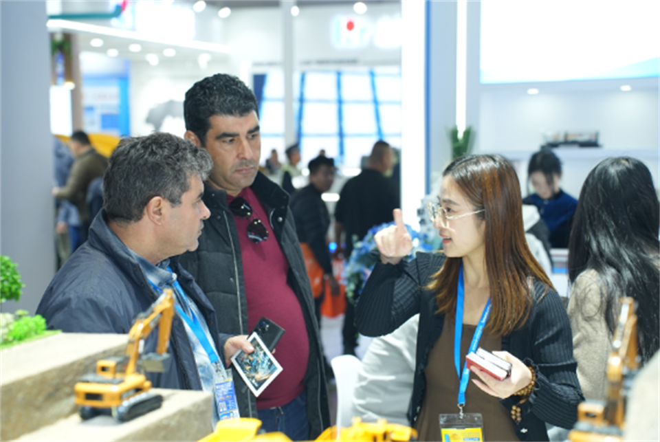 智造空间，价值共生！广州bti体育杰出亮相2024上海宝马展