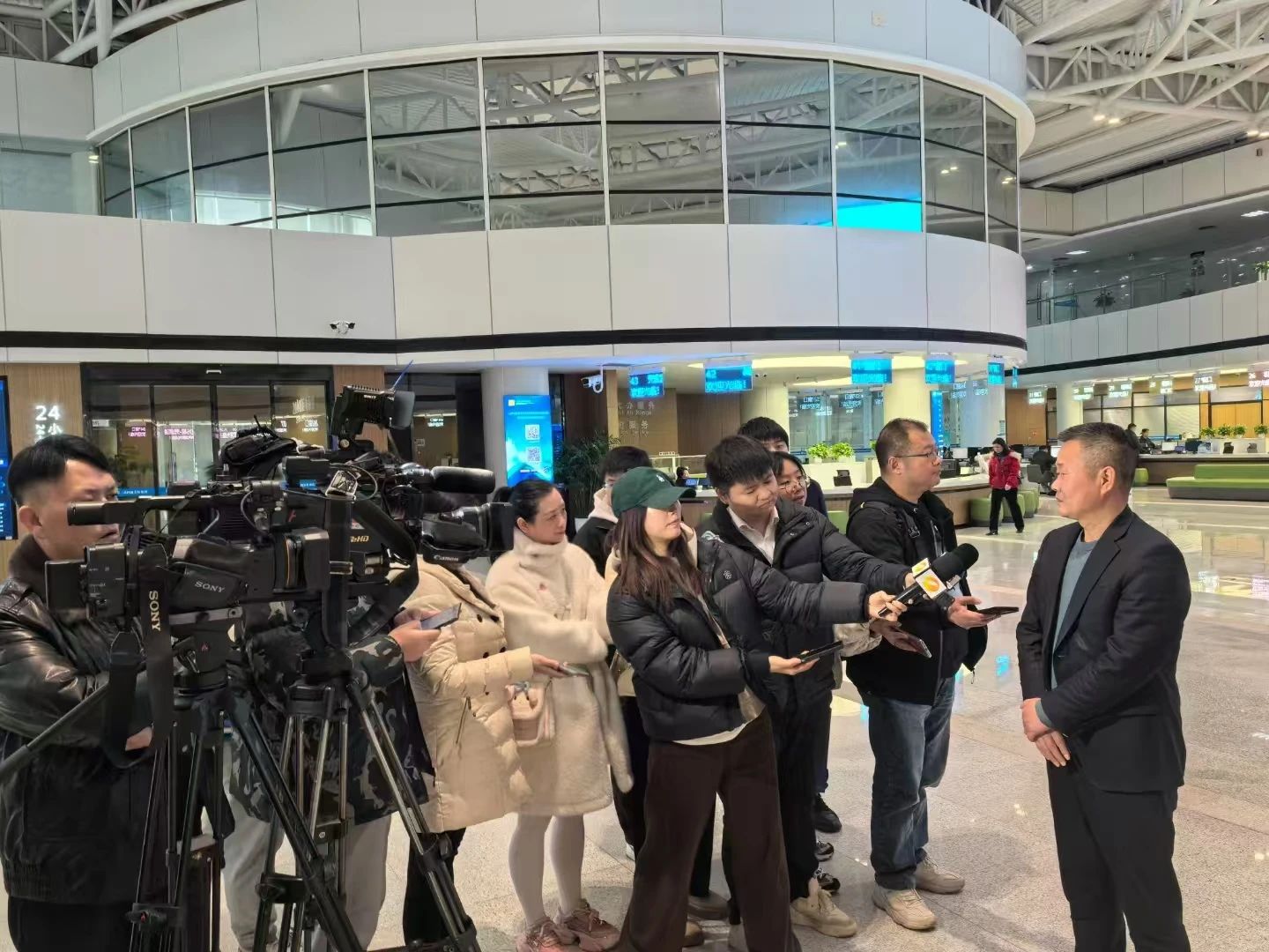 助力长沙经开区高质量发展，bti体育智能喜获四奖项