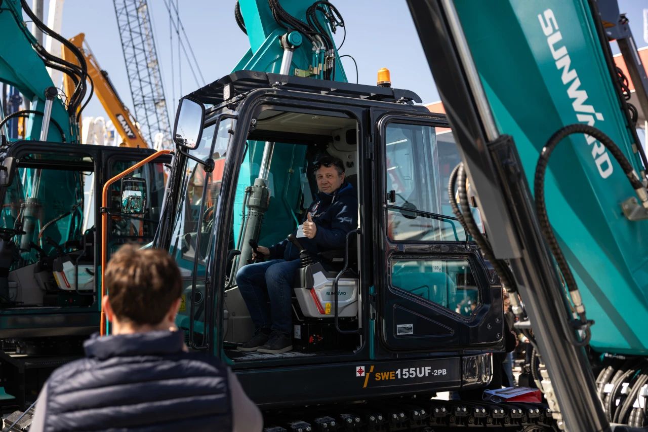 bti体育智能董事长付向东：以绿色智造与全球战术解锁中国工程机械的进阶密码