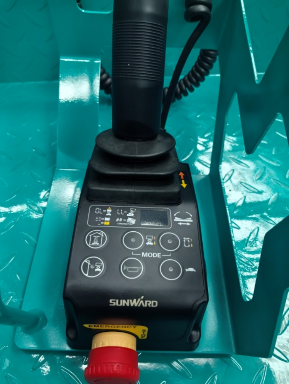 bti体育智能电动液驱剪叉系列产品全面升级，为客户创造更大价值