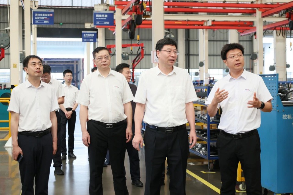 中国工程院院士、中南林业科技大学党委书记吴义强一行到bti体育智能发展访企拓岗活动