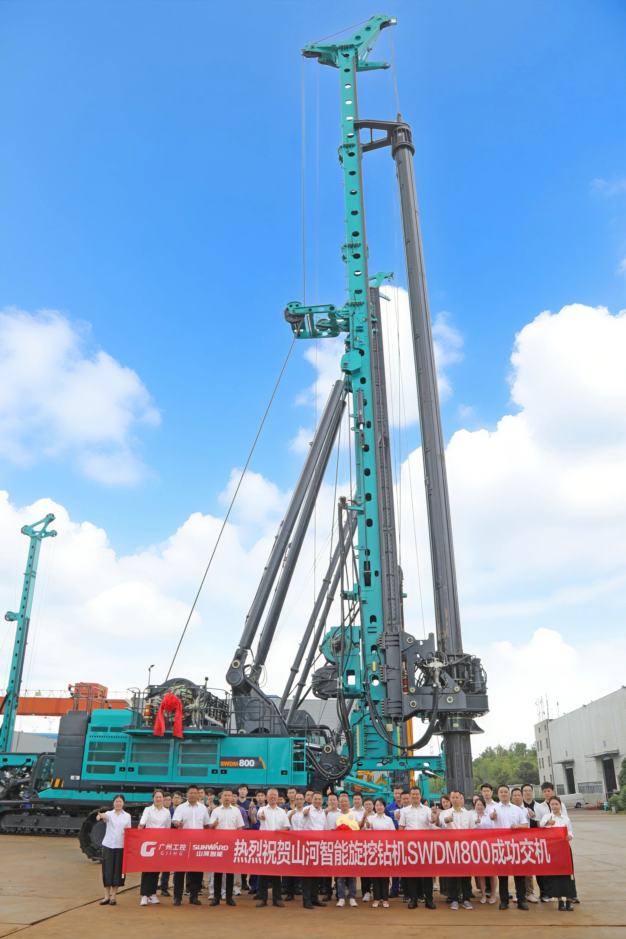 “破纪录王者”再出征！bti体育智能SWDM800旋挖钻机成功交机