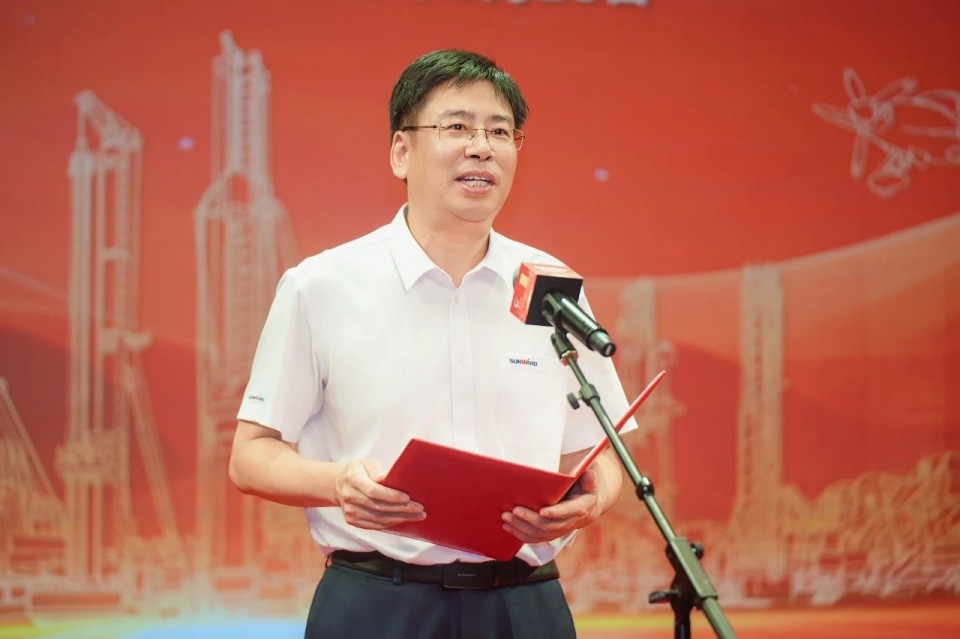 聚力前行！庆祝bti体育智能成立26周年赞美大会隆沉召开