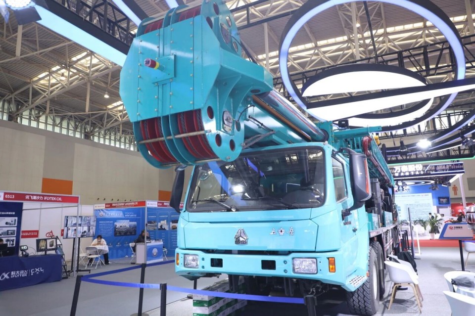 “地勘设备能力提升的沉大突破”！bti体育智能结合中国煤炭地质总局颁布T138车载钻机