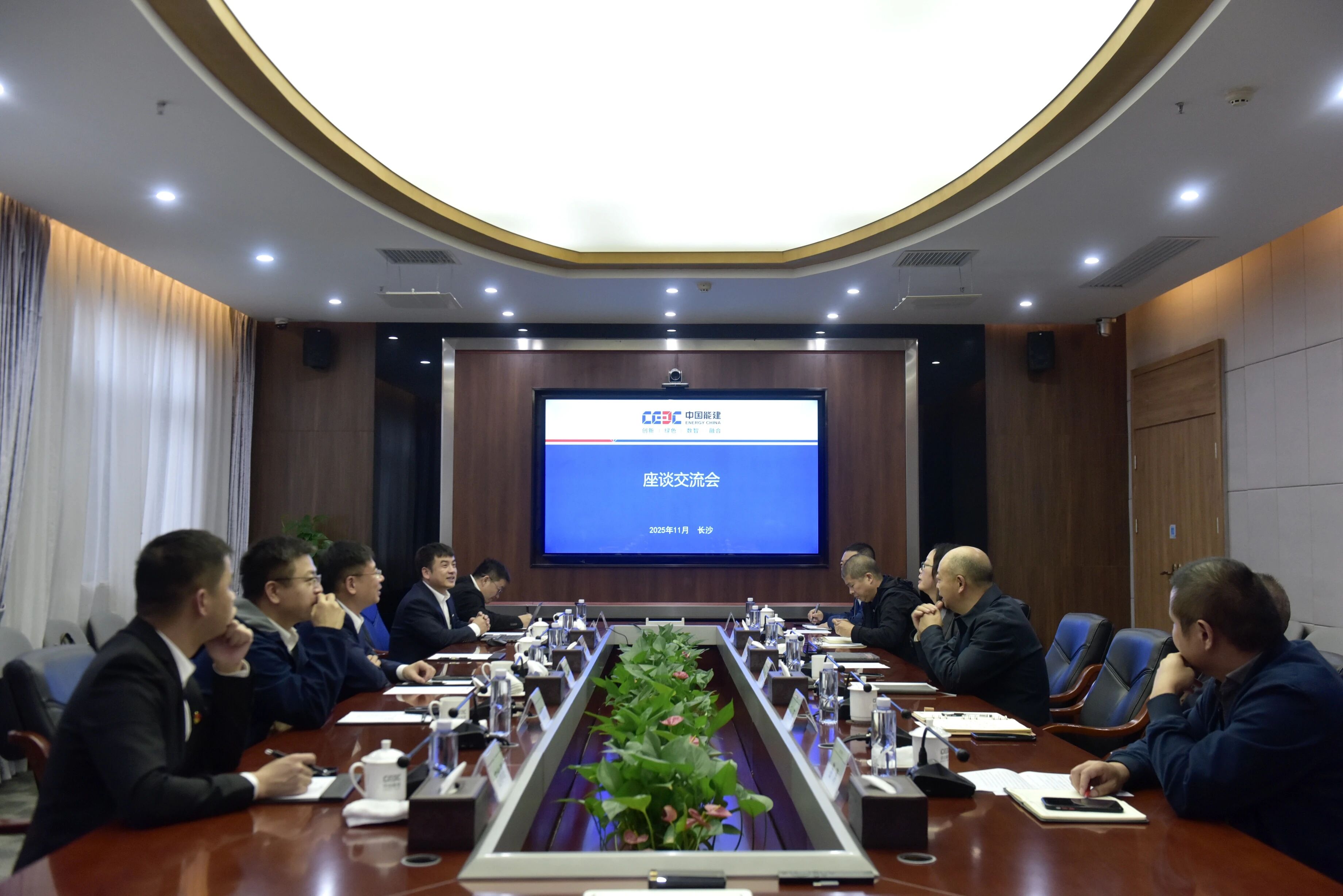 bti体育智能与易普力发展座谈互换，谱写互利共赢新篇章